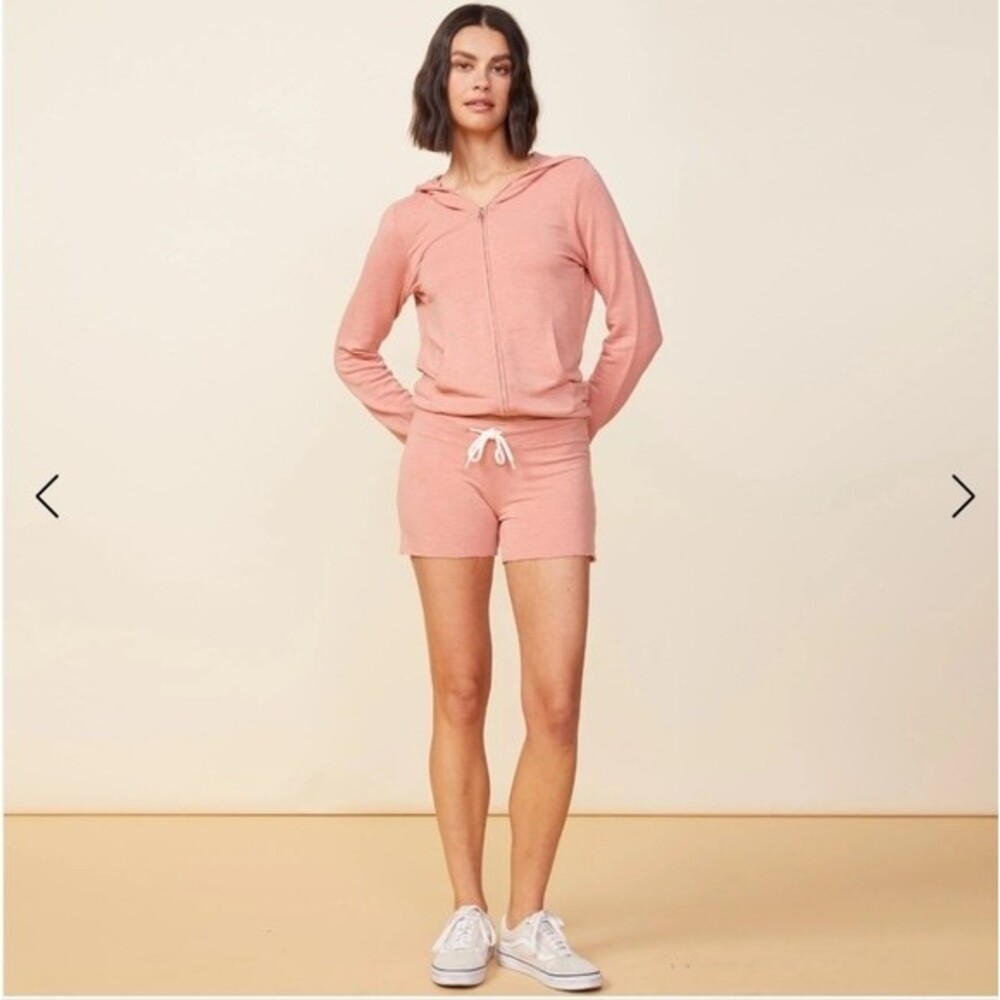 Monrow faded coral vintage sweat shorts